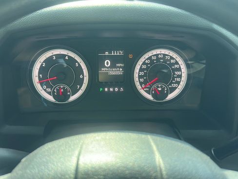Used 2015 RAM 1500 Express AWD/4WD image 17
