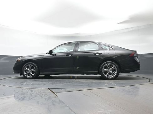 Used 2023 Honda Accord EX image 26