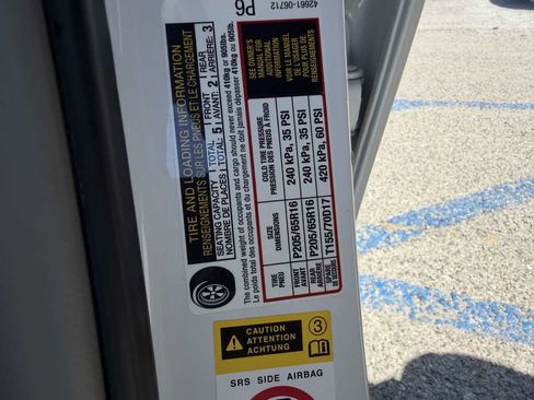 Used 2013 Toyota Camry LE FWD image 10