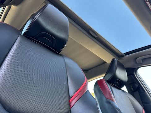 Used 2023 Toyota Prius Prime Premium image 16