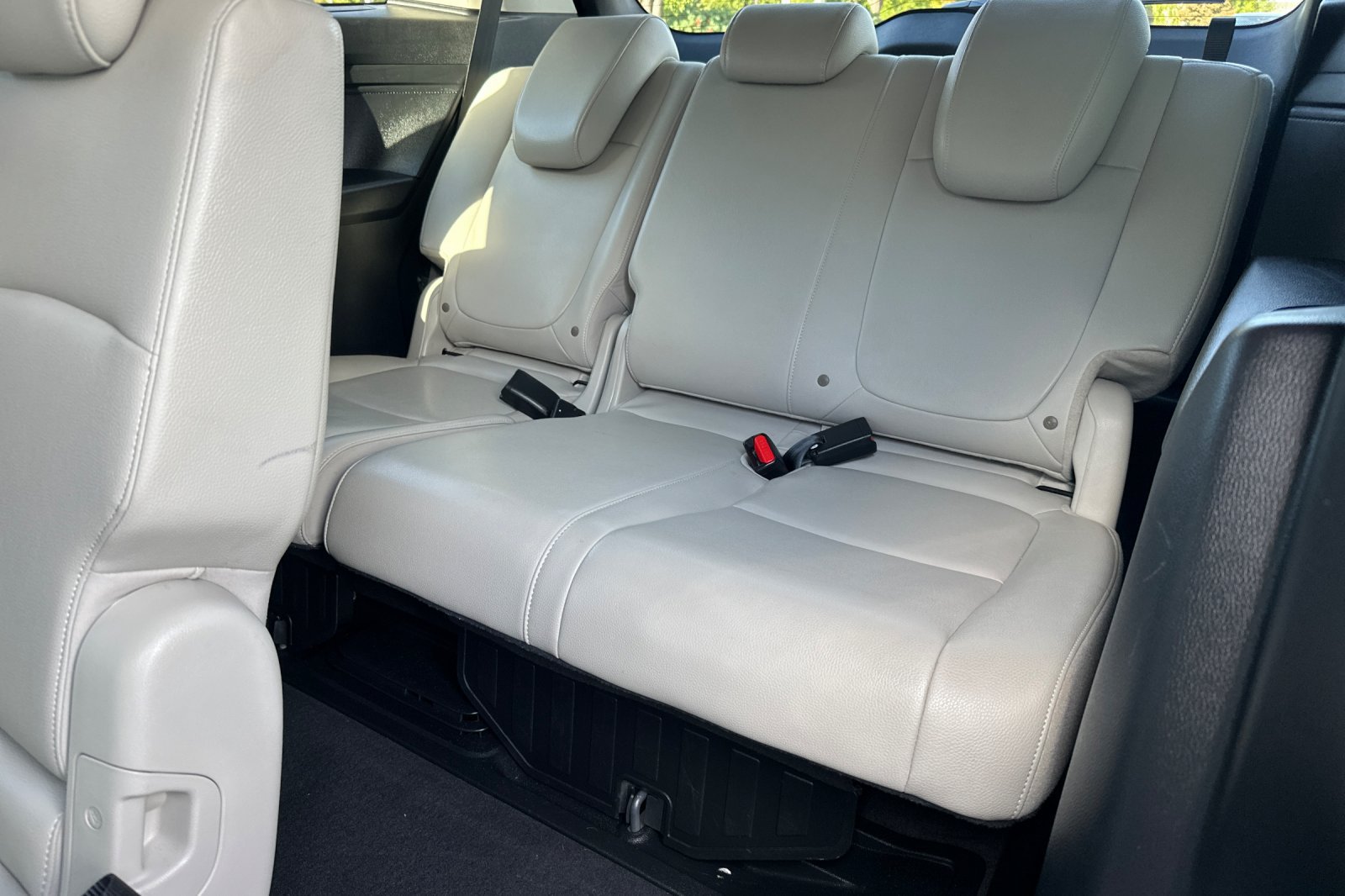 Used 2025 Honda Odyssey EX-L image 18