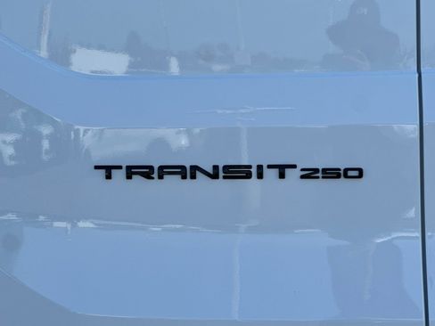 New 2026 Ford Transit 250 148 Medium Roof RWD image 25