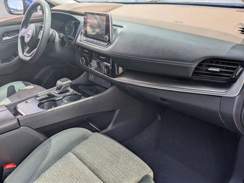 Used 2023 Nissan Rogue SV image 20
