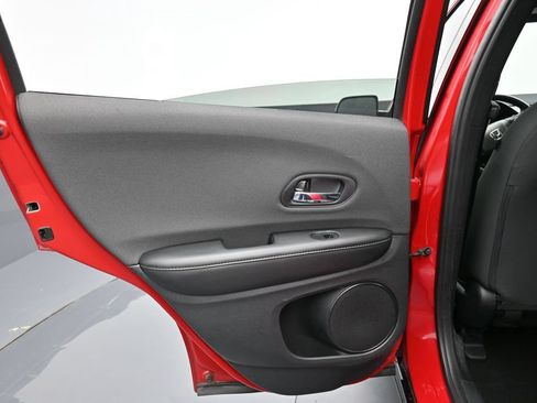 Certified 2022 Honda HR-V Sport image 22