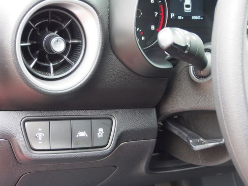 Used 2020 Kia Forte LXS image 20