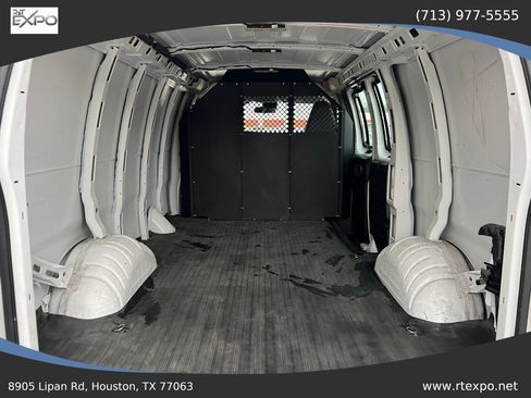 Used 2021 Chevrolet Express 2500 w/ Driver Convenience Package image 28