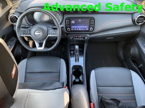 Used 2023 Nissan Kicks SR w/ SR Premium Package image 14