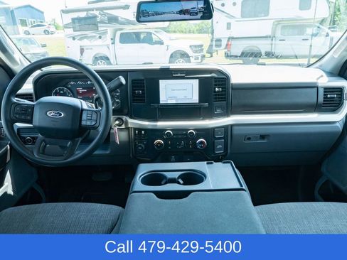 Used 2025 Ford F350 XLT AWD/4WD image 32
