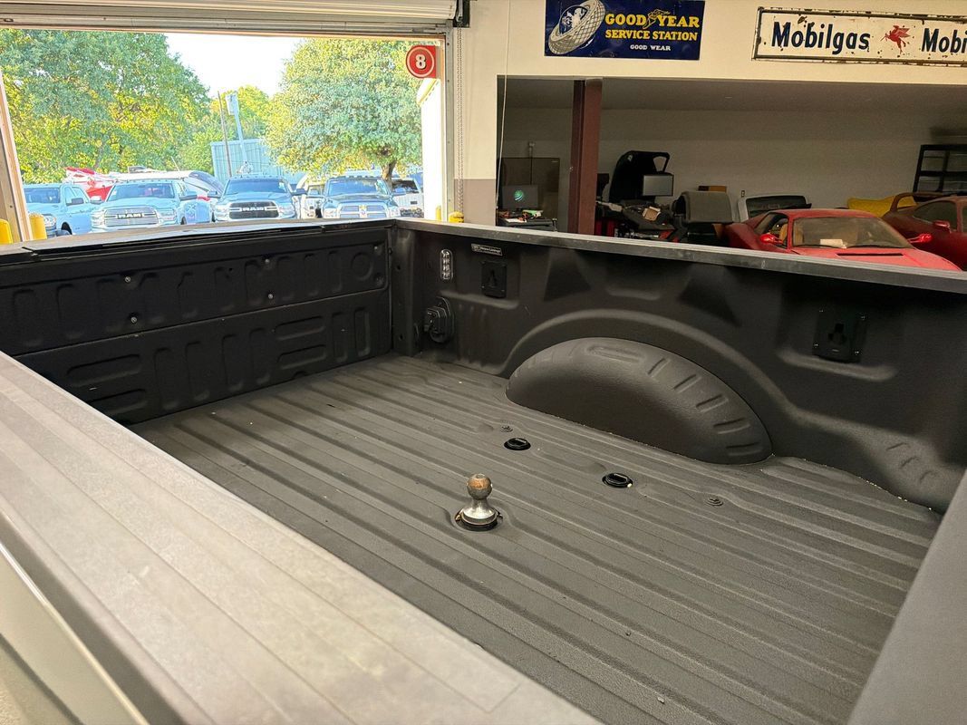Used 2019 Ford F250 Lariat w/ Lariat Ultimate Package AWD/4WD image 55