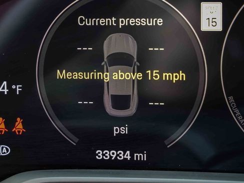 Used 2020 Porsche Taycan Turbo image 8