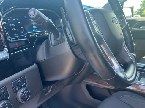 Used 2023 Chevrolet Silverado 1500 RST AWD/4WD image 9