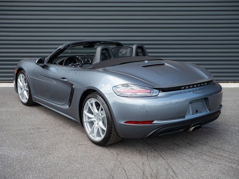 Used 2025 Porsche 718 Boxster RWD image 3
