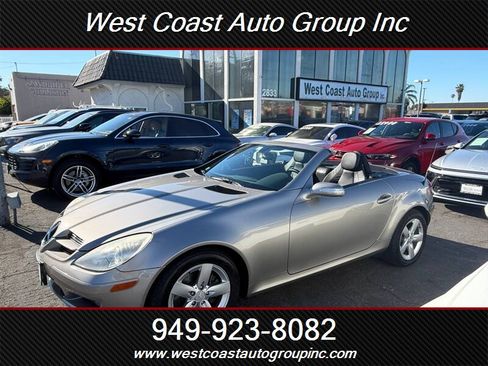 Used 2006 Mercedes-Benz SLK 280 w/ Entertainment Pkg image 8