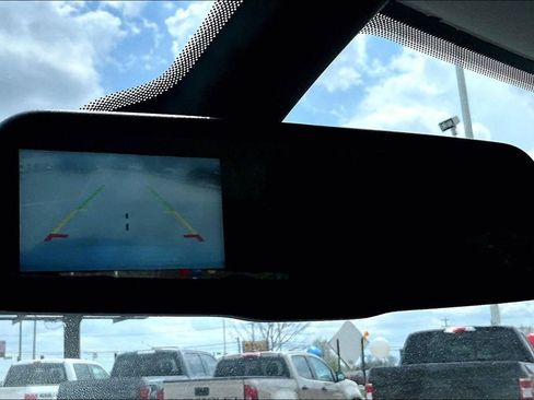 Used 2019 Dodge Journey SE image 22