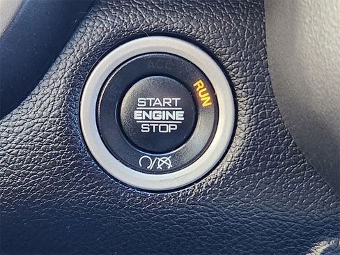 Used 2023 RAM 3500 Laramie image 22