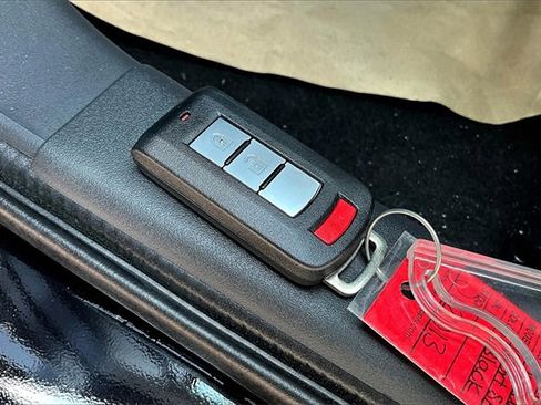 New 2025 Mitsubishi Outlander Sport SE image 31