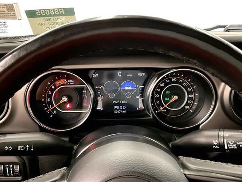 Used 2022 Jeep Gladiator Sport AWD/4WD image 29