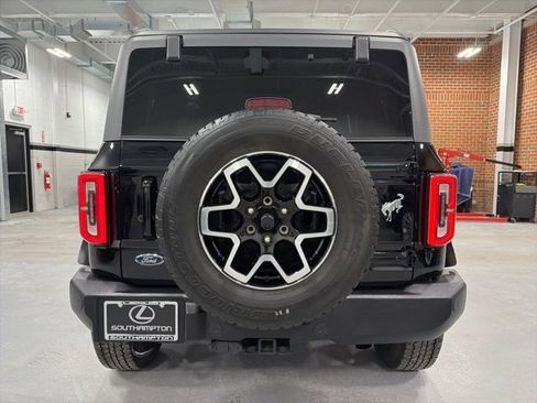 Used 2022 Ford Bronco Outer Banks image 6