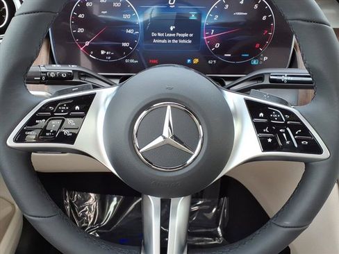 New 2026 Mercedes-Benz GLC 300 GLC 300 image 8