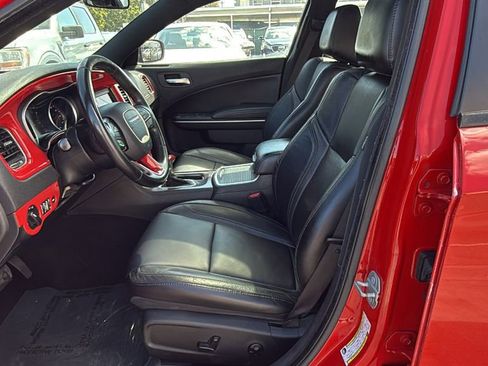 Used 2019 Dodge Charger SXT w/ Leather Interior Group image 21