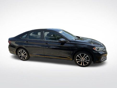 Used 2023 Volkswagen Jetta Sport FWD image 5