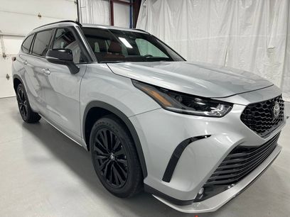 Used 2025 Toyota Highlander XSE