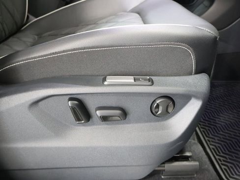 Used 2025 Volkswagen Atlas SEL Premium R-Line image 22