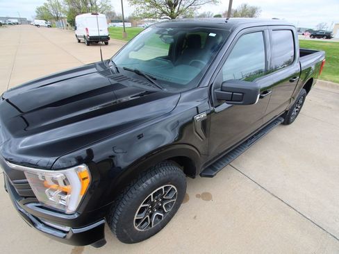 Used 2023 Ford F150 XLT w/ Equipment Group 302A High image 19