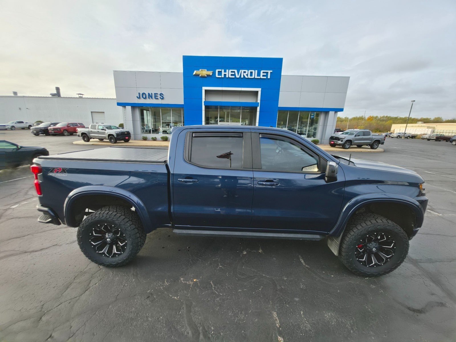 Used 2019 Chevrolet Silverado 1500 RST w/ All-Star Edition AWD/4WD image 6