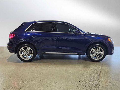 Used 2021 Audi Q3 2.0T Premium w/ Convenience Package image 2