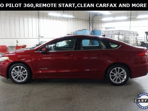 Used 2019 Ford Fusion SE image 4
