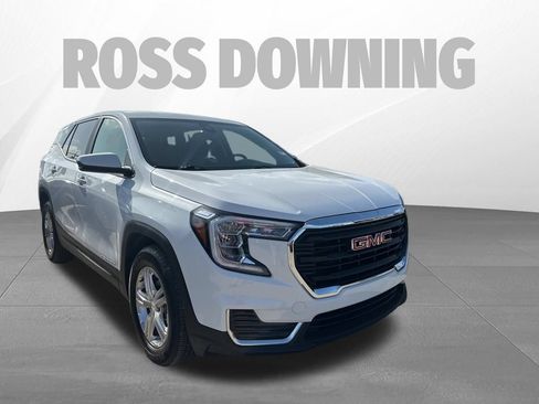 Used 2024 GMC Terrain SLE FWD image 3