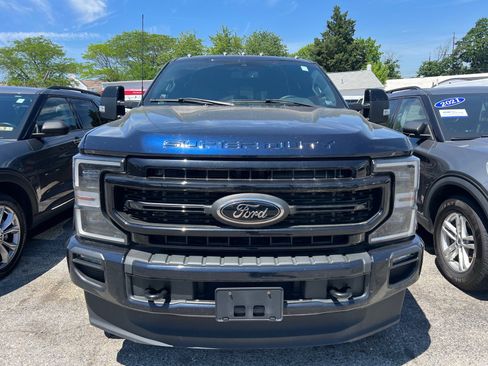 Used 2022 Ford F250 Lariat AWD/4WD image 2