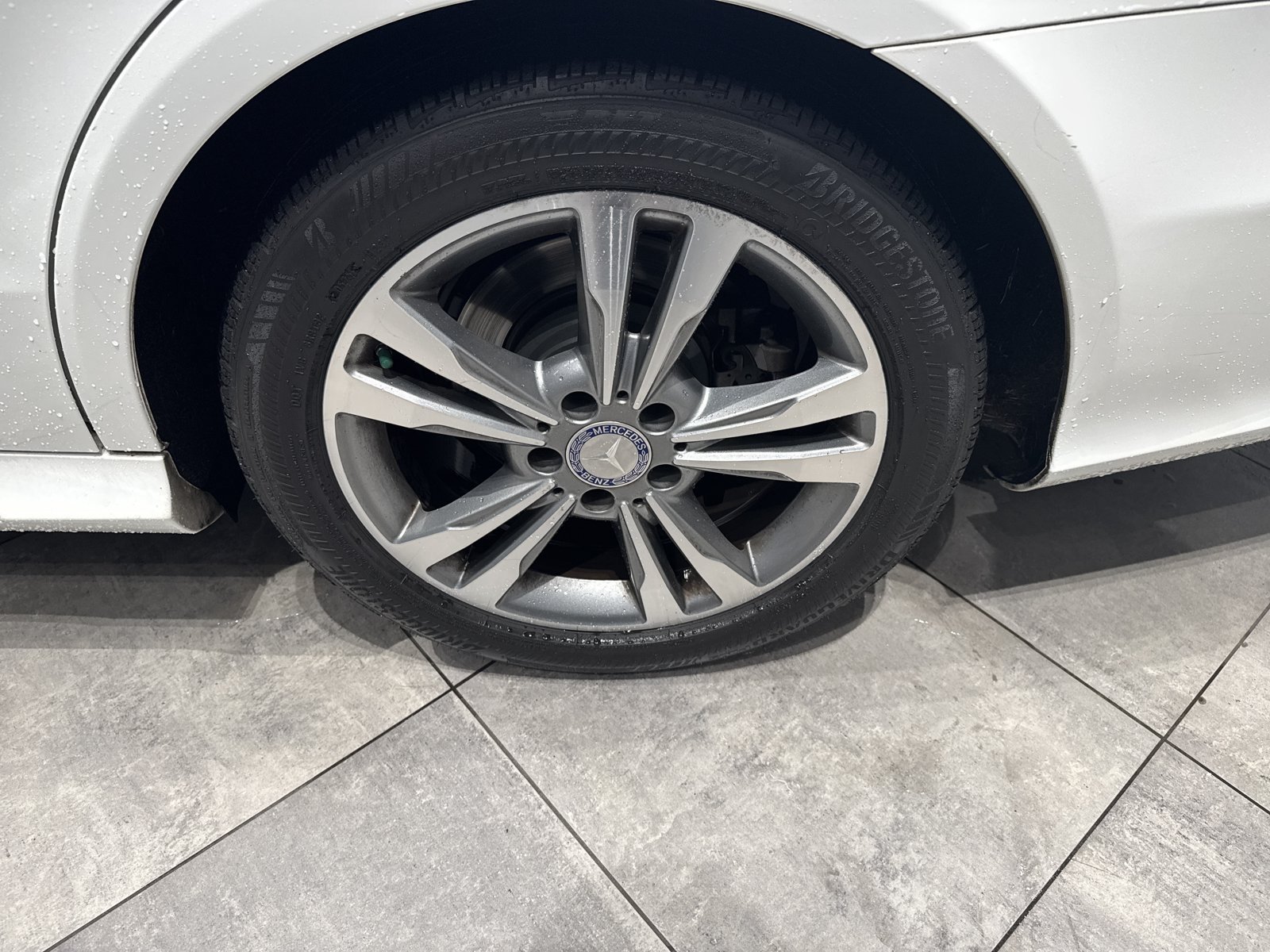 Used 2014 Mercedes-Benz E 250 BlueTEC Sedan image 10