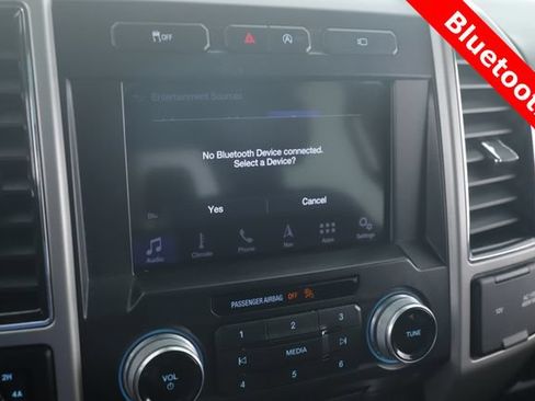 Used 2017 Ford F150 Lariat w/ Equipment Group 502A Luxury AWD/4WD image 26