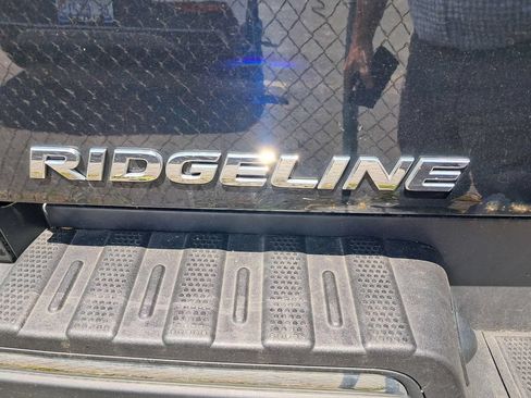 Used 2017 Honda Ridgeline Sport image 10