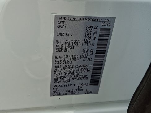 Certified 2025 Nissan Murano SV AWD/4WD image 27