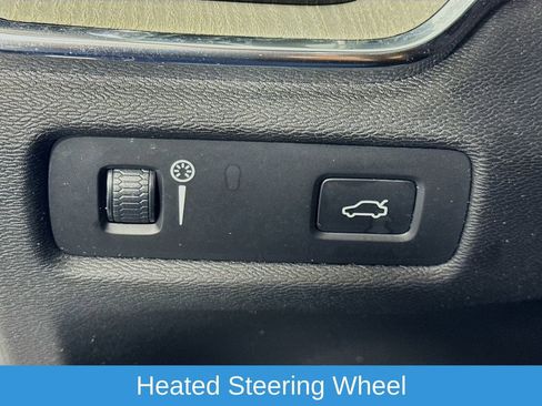 Used 2019 Volvo S60 T5 Inscription image 11