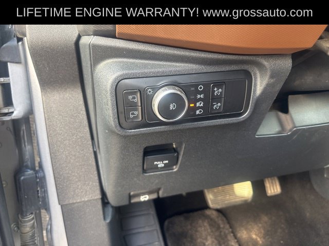 Used 2024 Ford Bronco Outer Banks AWD/4WD image 12