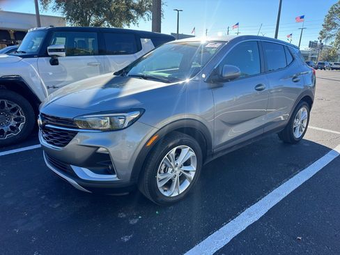 Used 2023 Buick Encore GX Preferred image 4