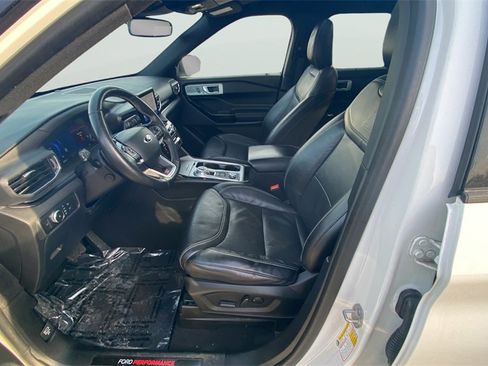 Used 2022 Ford Explorer ST w/ Equipment Group 401A image 13
