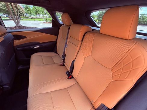 Certified 2025 Lexus RX 350 Premium w/ Accessory Package (Z1) FWD image 16