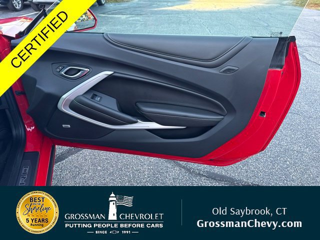 Used 2016 Chevrolet Camaro SS RWD image 23