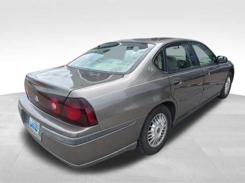 Used 2001 Chevrolet Impala w/ Preferred Equipment Group FWD image 4