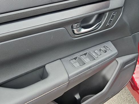 Used 2025 Honda CR-V Sport-L image 29