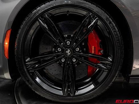 Used 2020 Ferrari GTC4Lusso image 22