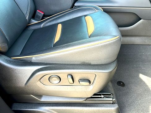 Used 2023 GMC Yukon AT4 w/ Max Trailering Package image 27