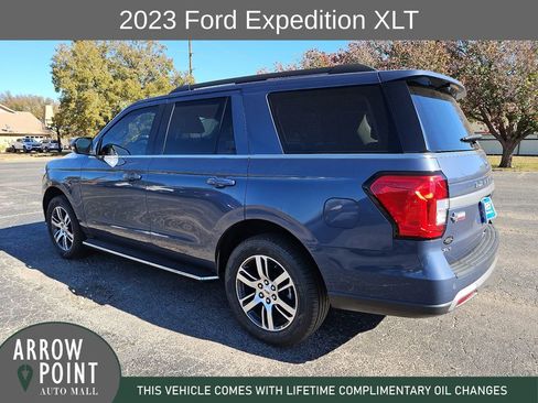 Used 2023 Ford Expedition XLT image 8