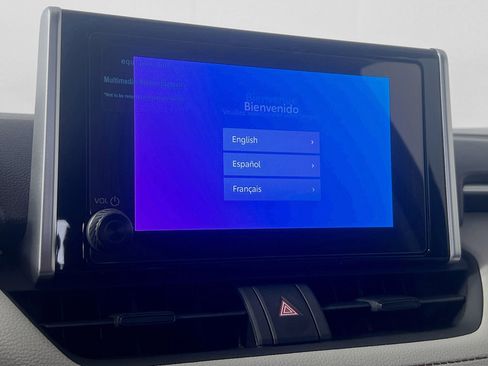 Used 2025 Toyota RAV4 XLE w/ Convenience Package image 28