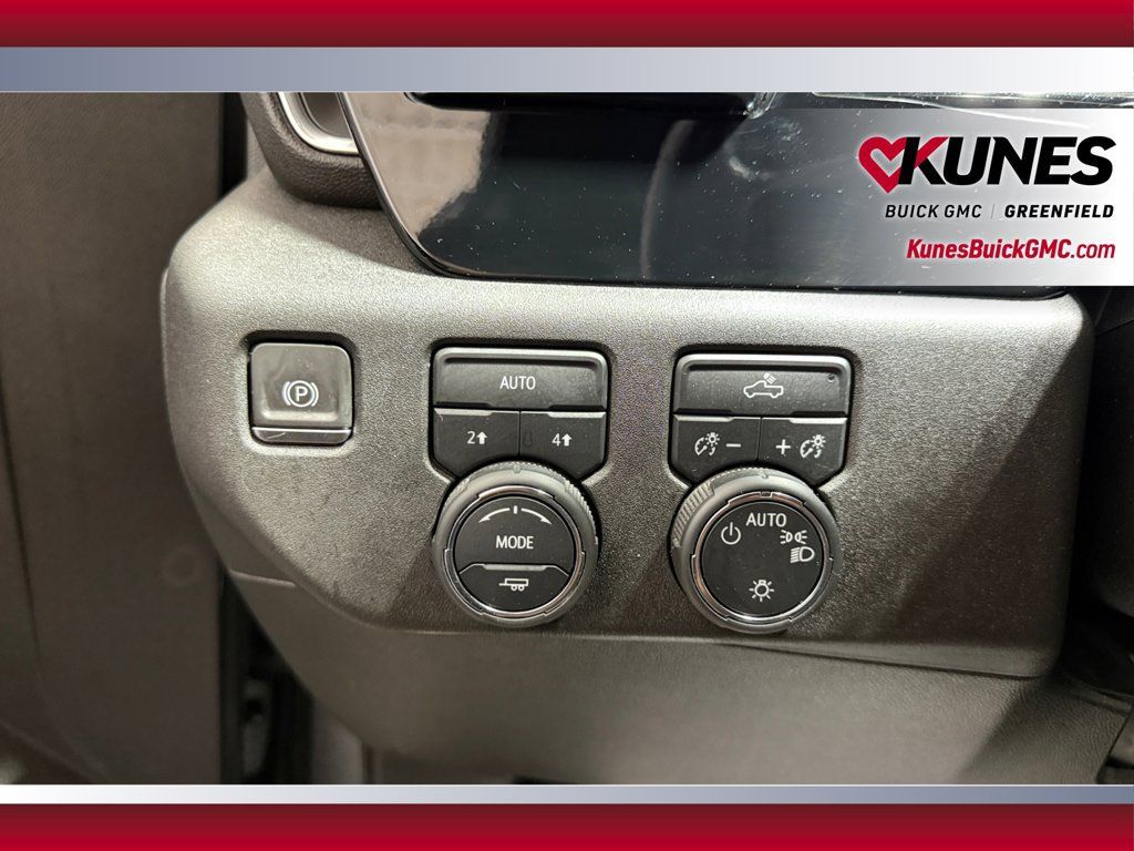 Used 2024 Chevrolet Silverado 1500 LT AWD/4WD image 19
